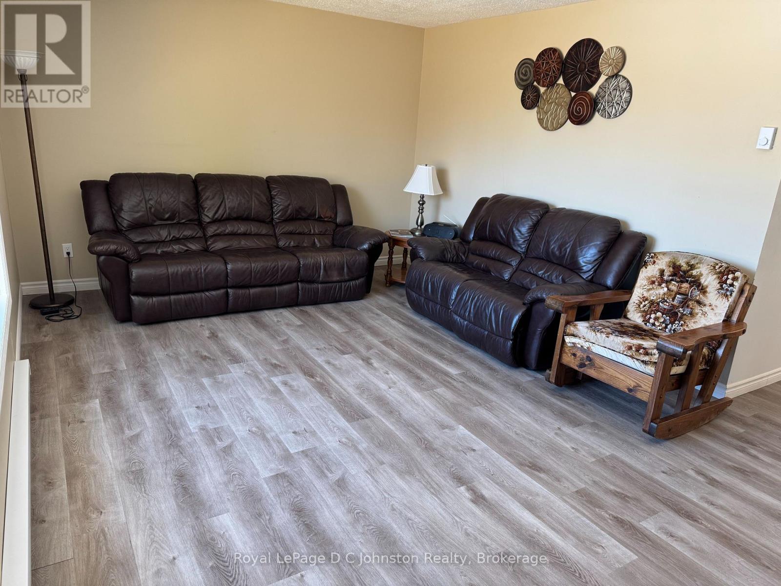 341 Palmerston Street, Saugeen Shores, Ontario  N0H 2L0 - Photo 11 - X13423708