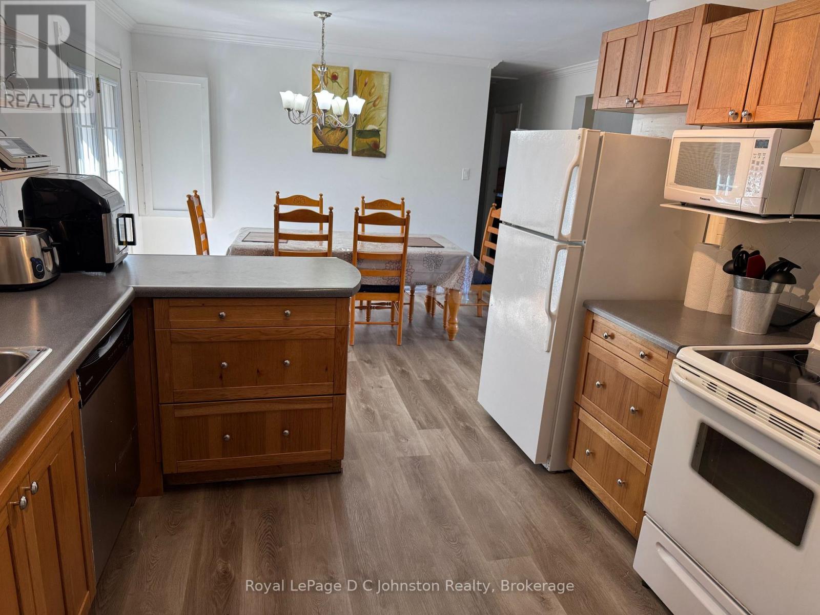 341 Palmerston Street, Saugeen Shores, Ontario  N0H 2L0 - Photo 7 - X13423708