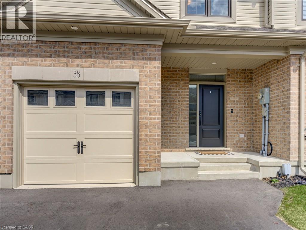 38 Canary Street, Tillsonburg, Ontario  N4G 0K3 - Photo 2 - 40837984