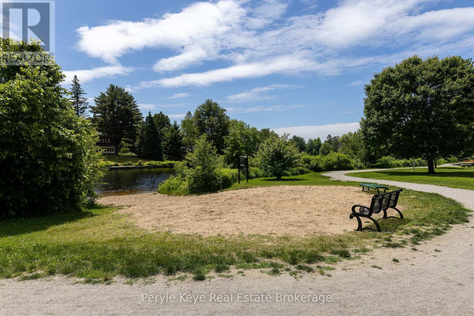 2 Leeds Court, Bracebridge, Ontario  P1L 0B7 - Photo 7 - X13423942