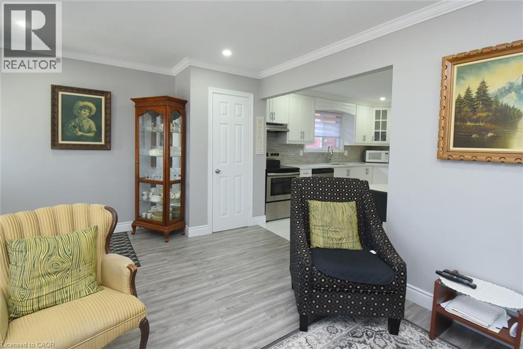 185 Rosslyn Avenue N, Hamilton, Ontario  L8L 7P8 - Photo 3 - 40837513