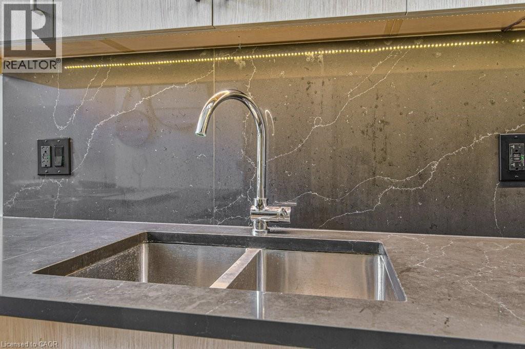 145 Columbia Street W Unit# 202, Waterloo, Ontario  N2L 0K7 - Photo 6 - 40837483