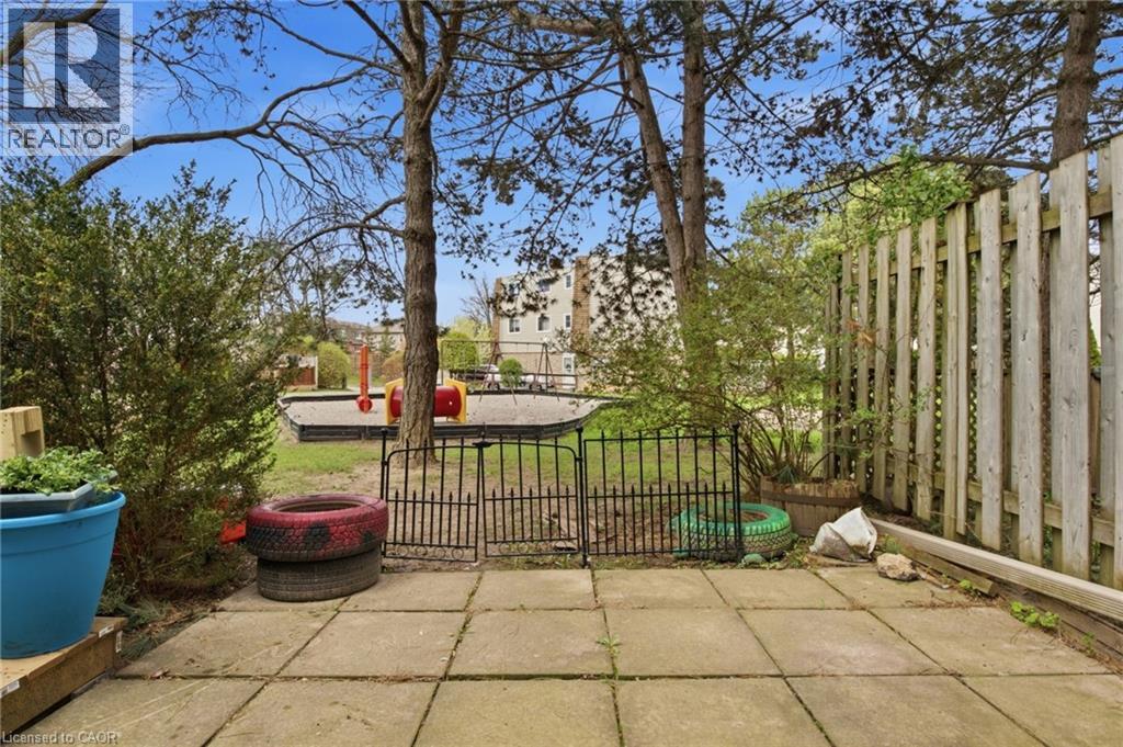 60 Elmsdale Drive Unit# 46, Kitchener, Ontario  N2E 2G4 - Photo 38 - 40838130