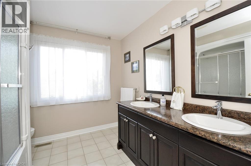 39 Peregrine Crescent, Cambridge, Ontario  N1T 1N9 - Photo 24 - 40837637