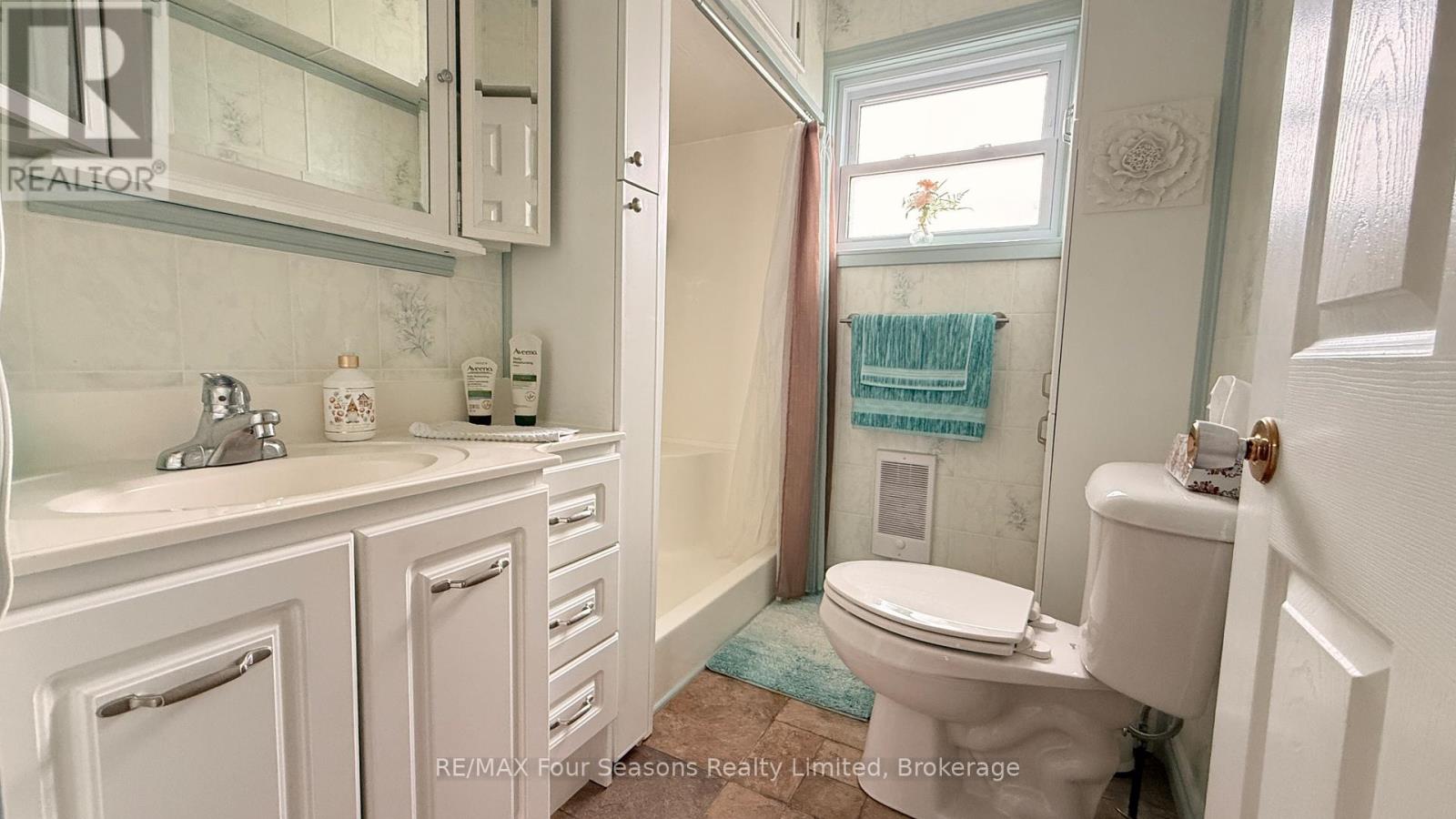 50 - 303 Waterloo Street, Saugeen Shores, Ontario  N0H 2C1 - Photo 21 - X13424240
