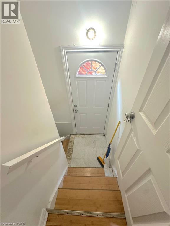 70 Ellis Avenue, Hamilton, Ontario  L8H 4L9 - Photo 14 - 40838471