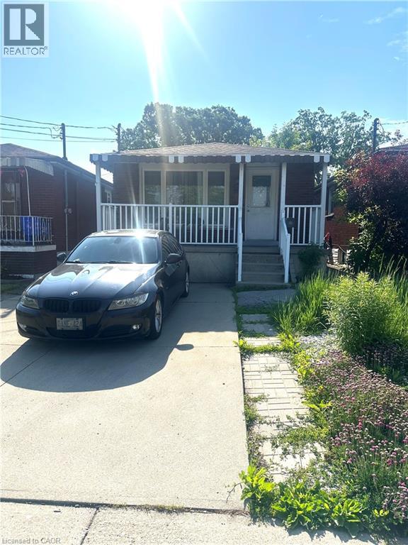 70 Ellis Avenue, Hamilton, Ontario  L8H 4L9 - Photo 2 - 40838471