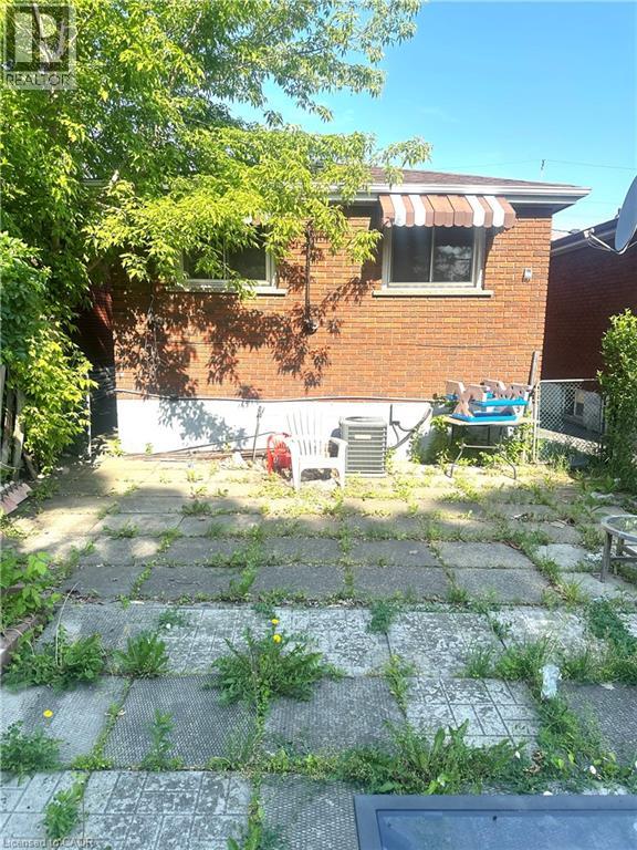 70 Ellis Avenue, Hamilton, Ontario  L8H 4L9 - Photo 4 - 40838471