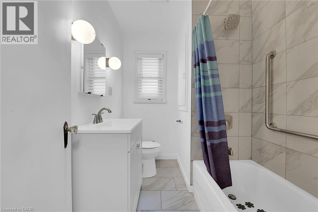 70 Concord Avenue, St. Catharines, Ontario  L2M 5N8 - Photo 15 - 40837860