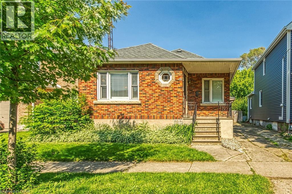 70 Concord Avenue, St. Catharines, Ontario  L2M 5N8 - Photo 2 - 40837860