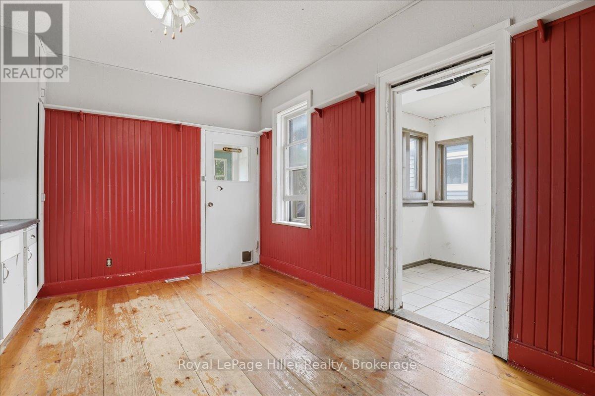 166 West Gore Street, Stratford, Ontario  N5A 1K5 - Photo 14 - X13424304