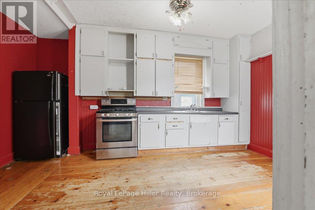 166 West Gore Street, Stratford, Ontario  N5A 1K5 - Photo 17 - X13424304