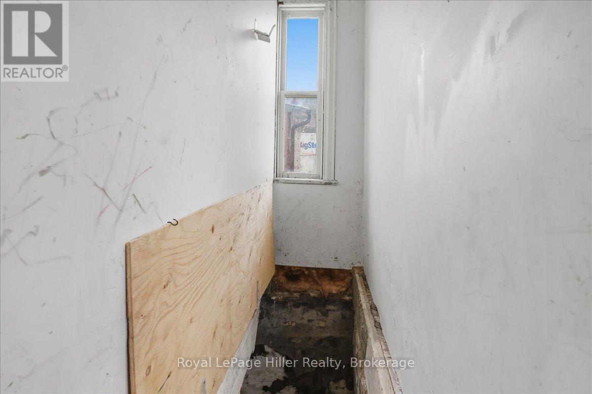 166 West Gore Street, Stratford, Ontario  N5A 1K5 - Photo 19 - X13424304