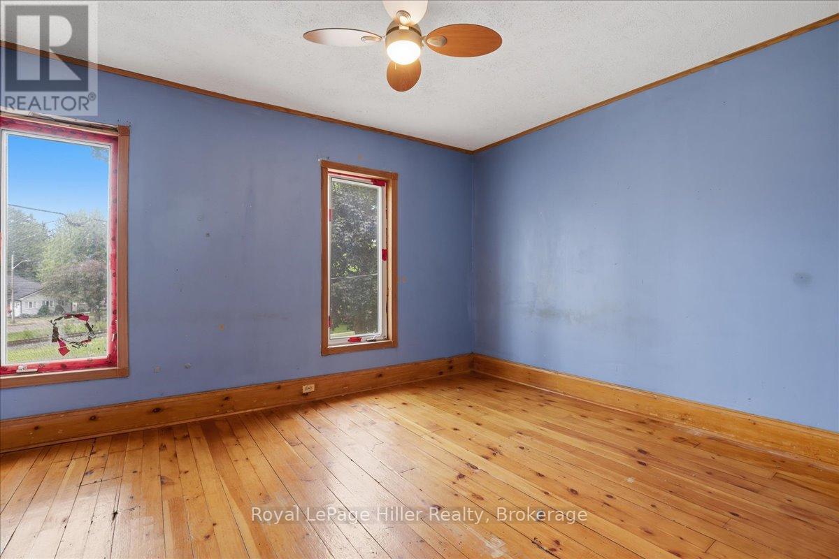 166 West Gore Street, Stratford, Ontario  N5A 1K5 - Photo 24 - X13424304
