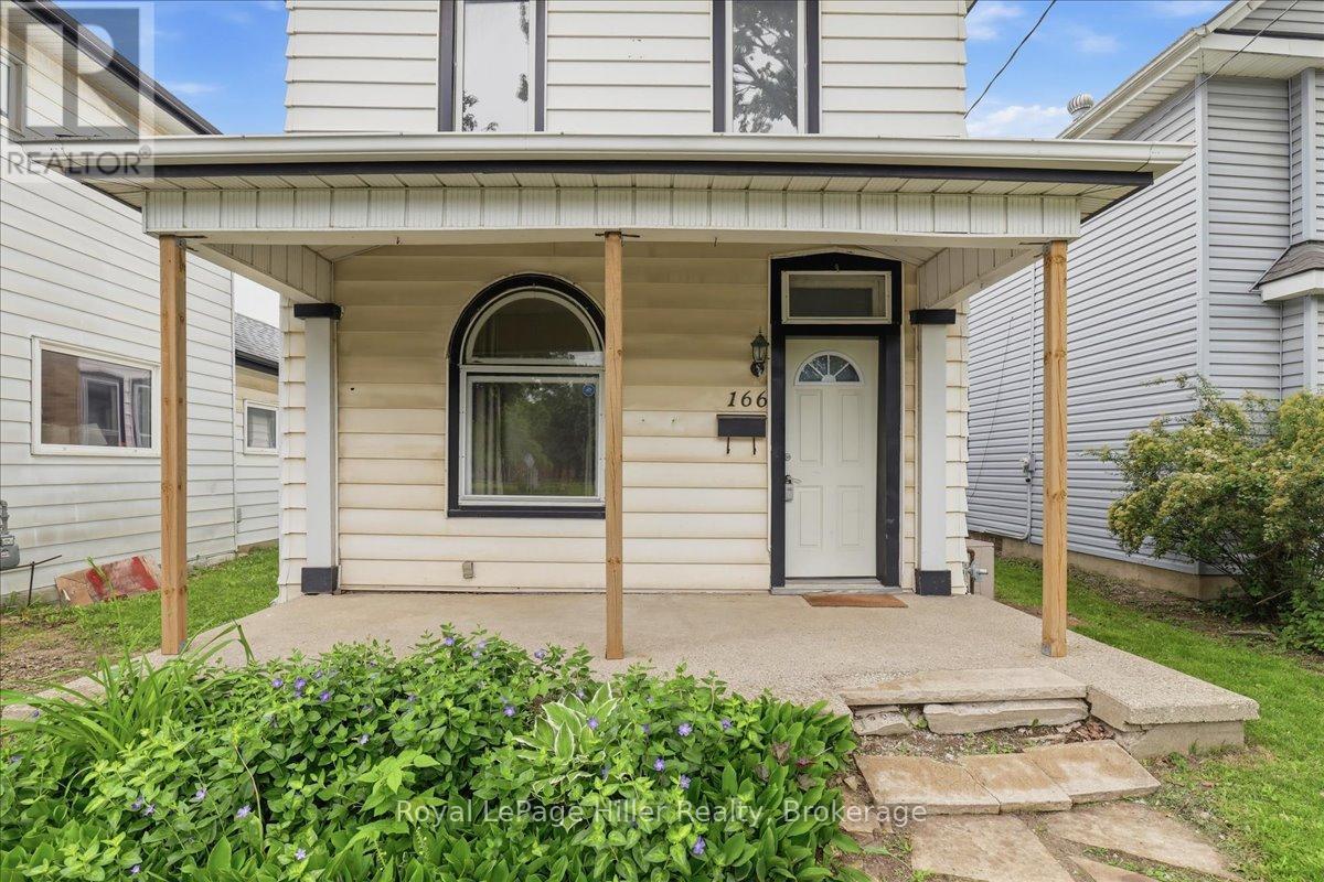 166 West Gore Street, Stratford, Ontario  N5A 1K5 - Photo 5 - X13424304