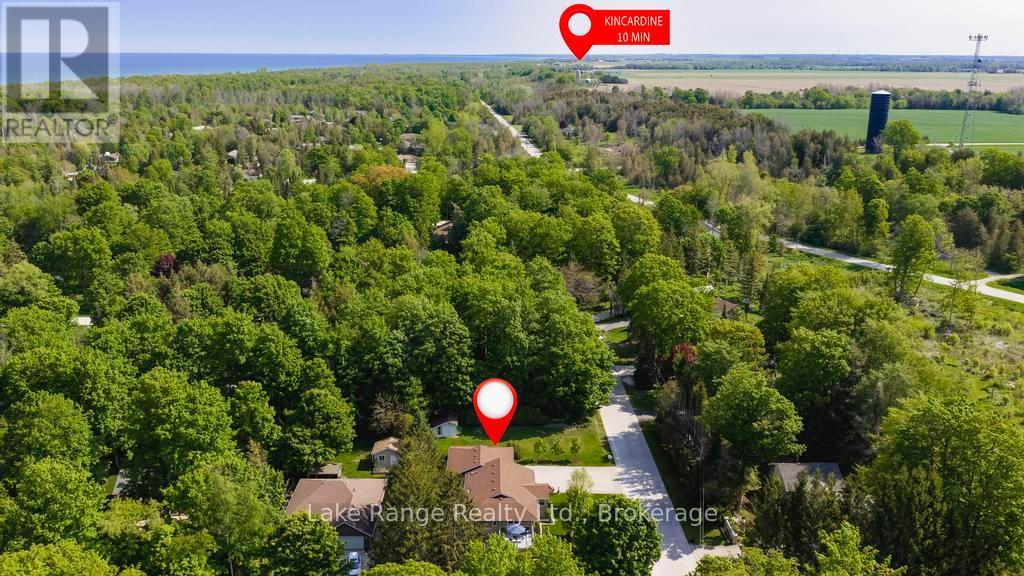 201 Shadywood Crescent, Huron-Kinloss, Ontario  N2Z 2X3 - Photo 3 - X13424314