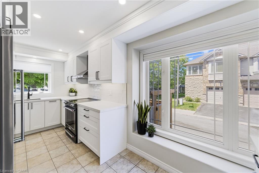 242 Upper Mount Albion Road Unit# 13, Stoney Creek, Ontario  L8J 0B1 - Photo 11 - 40838432