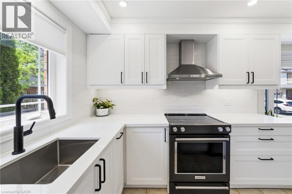 242 Upper Mount Albion Road Unit# 13, Stoney Creek, Ontario  L8J 0B1 - Photo 18 - 40838432