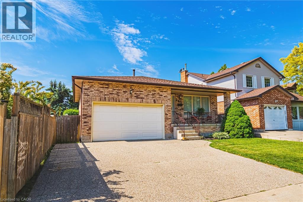 565 Stone Church Road W, Hamilton, Ontario  L9B 1A5 - Photo 2 - 40838373