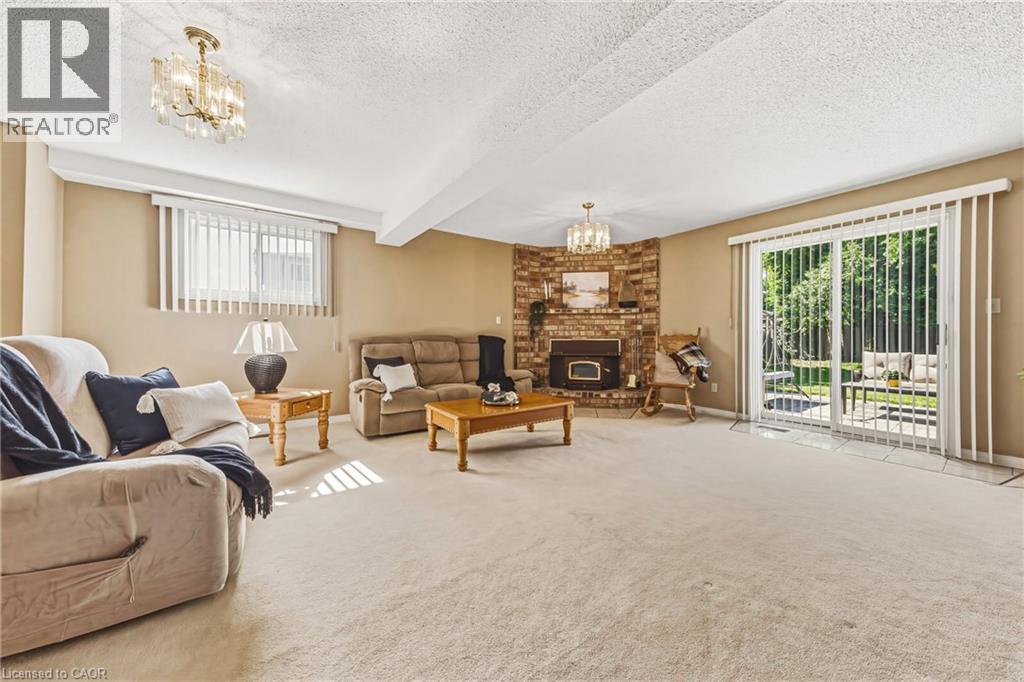565 Stone Church Road W, Hamilton, Ontario  L9B 1A5 - Photo 22 - 40838373
