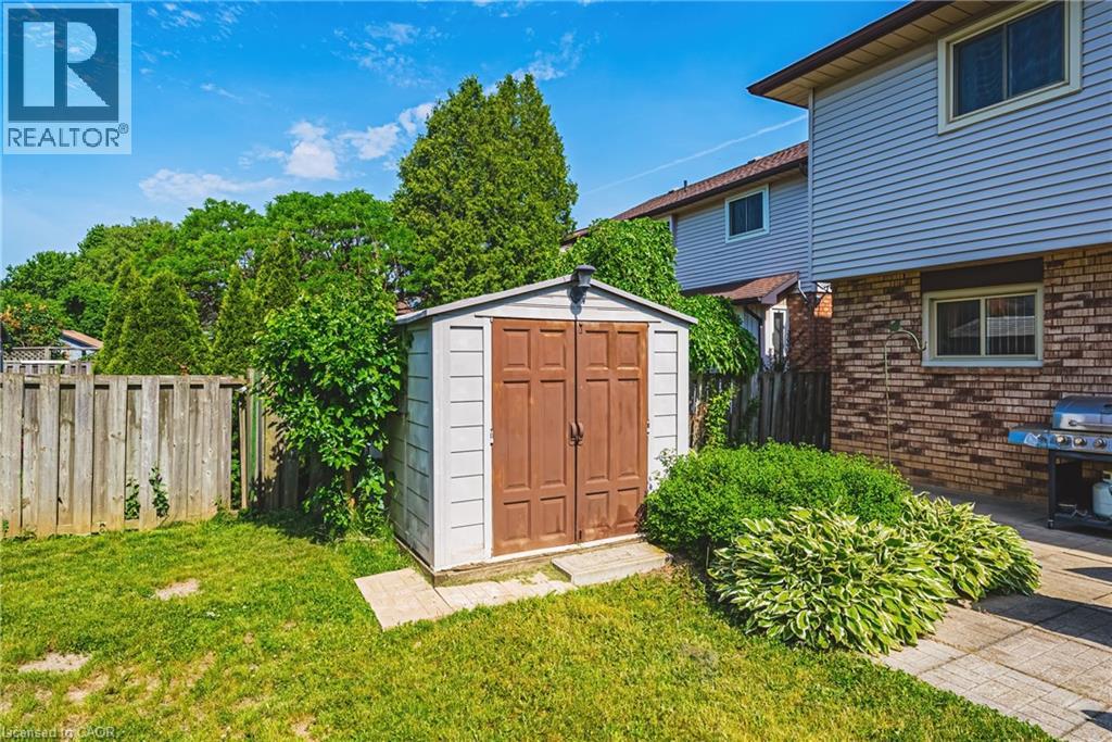 565 Stone Church Road W, Hamilton, Ontario  L9B 1A5 - Photo 36 - 40838373