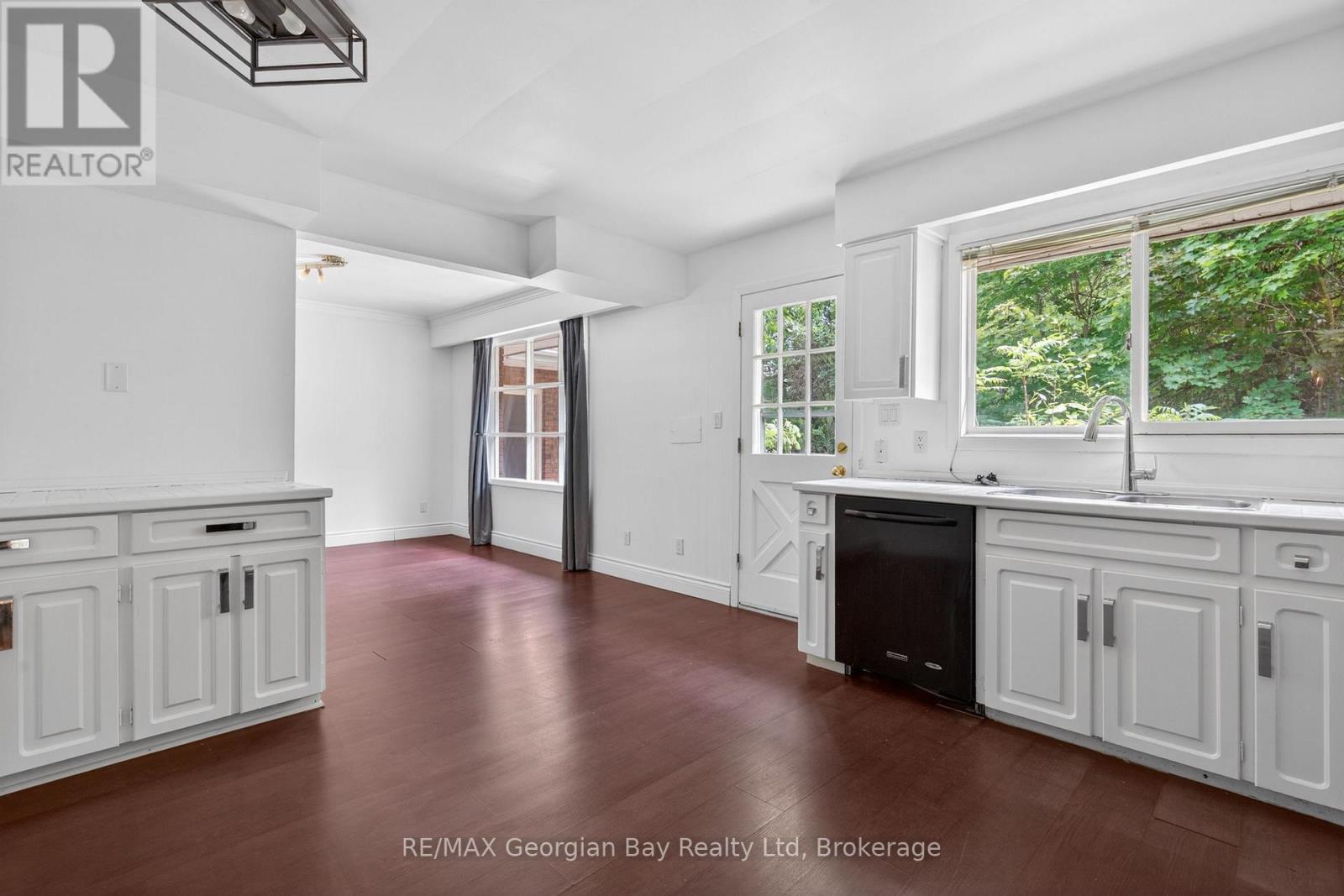 329 Glenbrook Drive, Midland, Ontario  L4R 5G4 - Photo 11 - S13424482