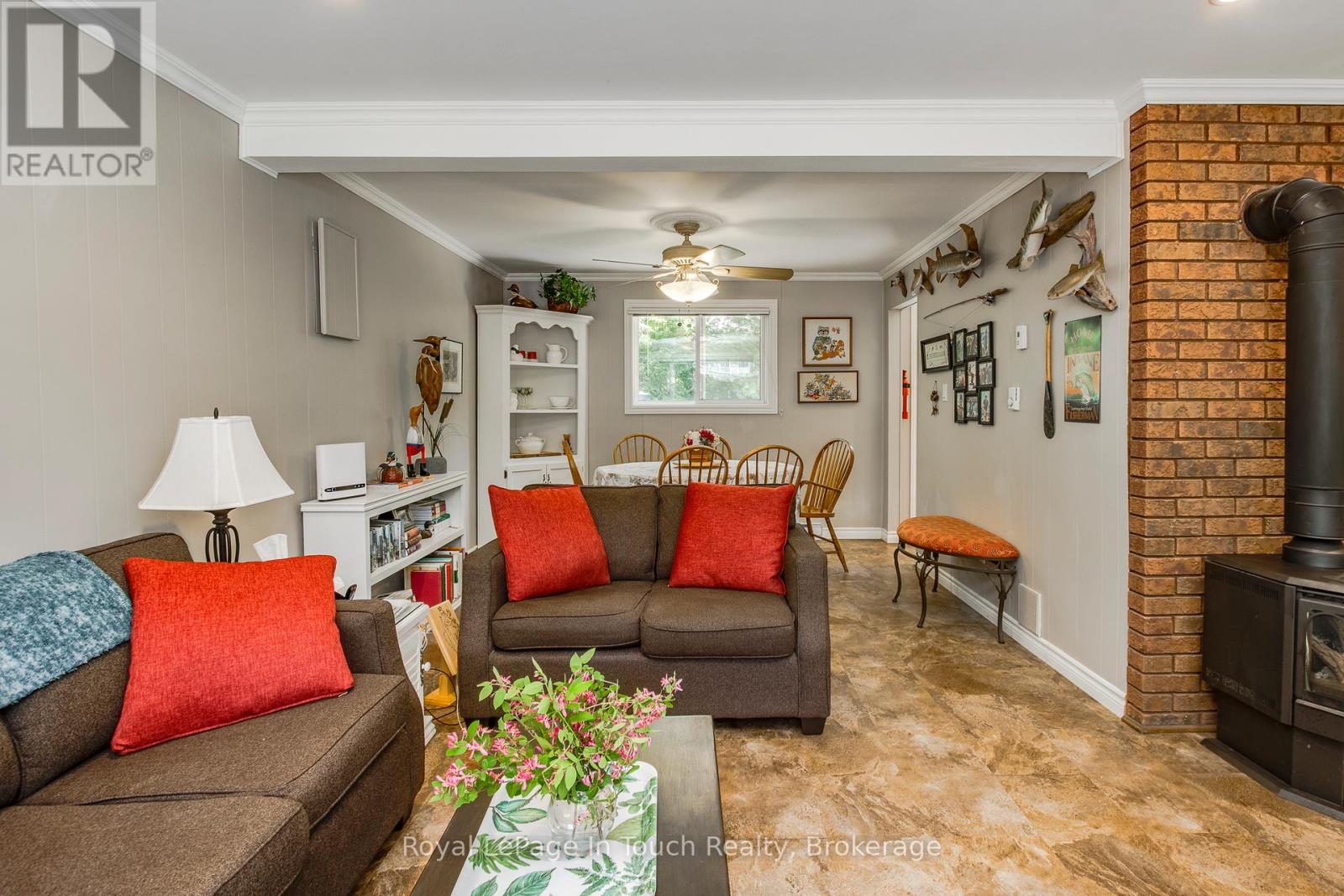 19 Adelard Road, Tiny, Ontario  L0L 2J0 - Photo 10 - S13424770