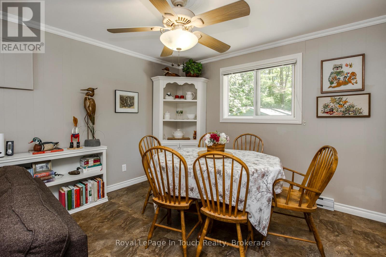 19 Adelard Road, Tiny, Ontario  L0L 2J0 - Photo 12 - S13424770