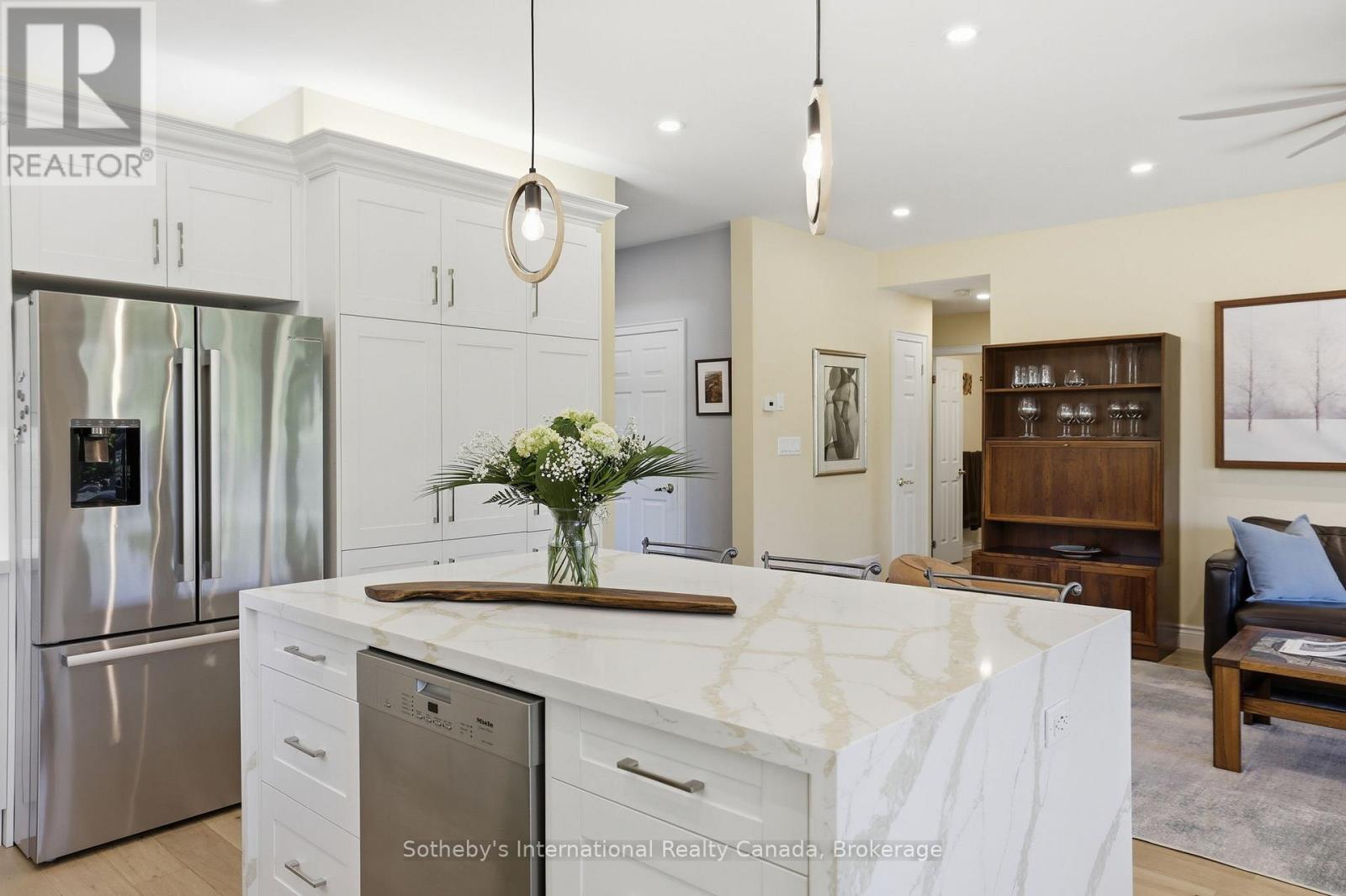694 Johnston Park Avenue, Collingwood, Ontario  L9Y 5C7 - Photo 18 - S13424780