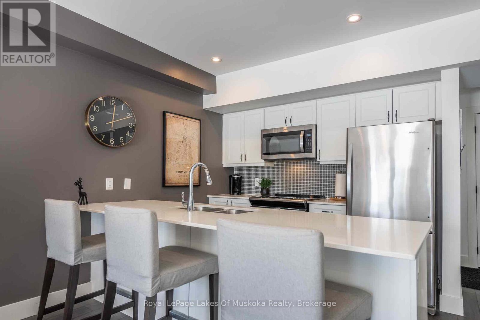 102 - 3 Tree Tops Lane, Huntsville, Ontario  P1H 0B8 - Photo 7 - X13424746