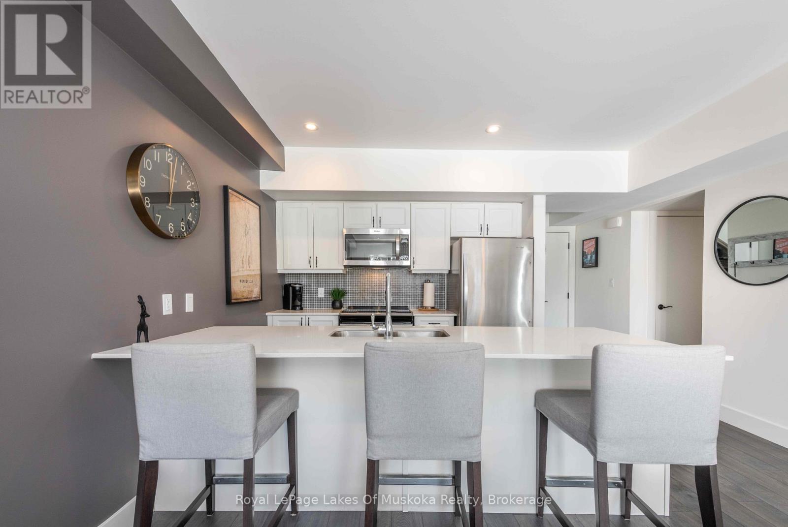 102 - 3 Tree Tops Lane, Huntsville, Ontario  P1H 0B8 - Photo 8 - X13424746