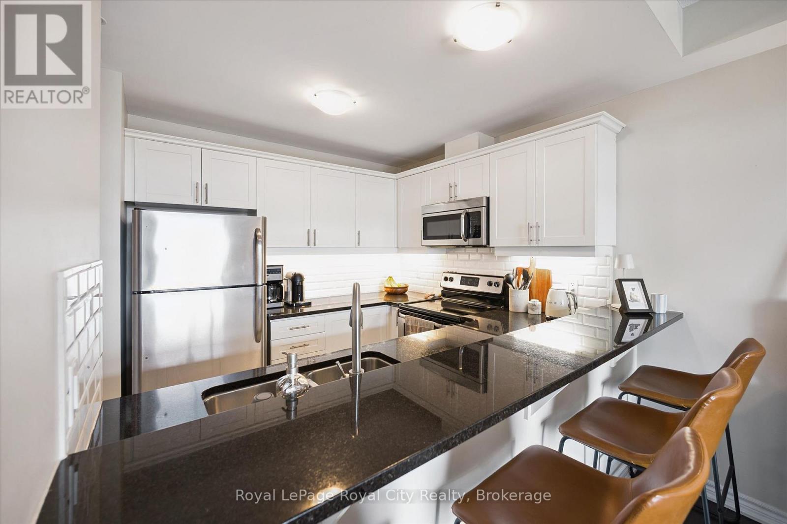 403 - 2 Colonial Drive, Guelph, Ontario  N1L 0K8 - Photo 5 - X13424796