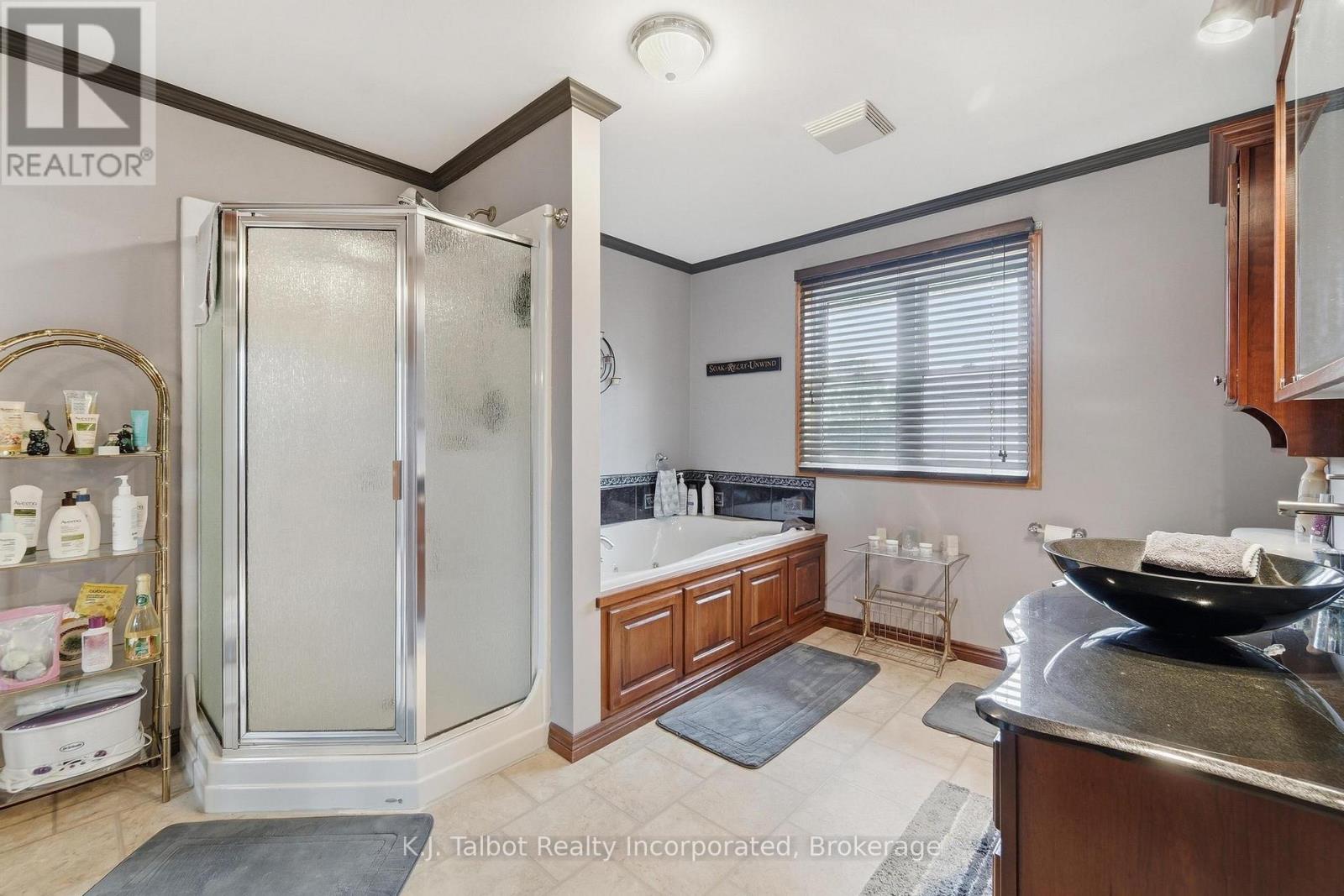 155 James Street, Central Huron, Ontario  N0M 1L0 - Photo 12 - X13424846