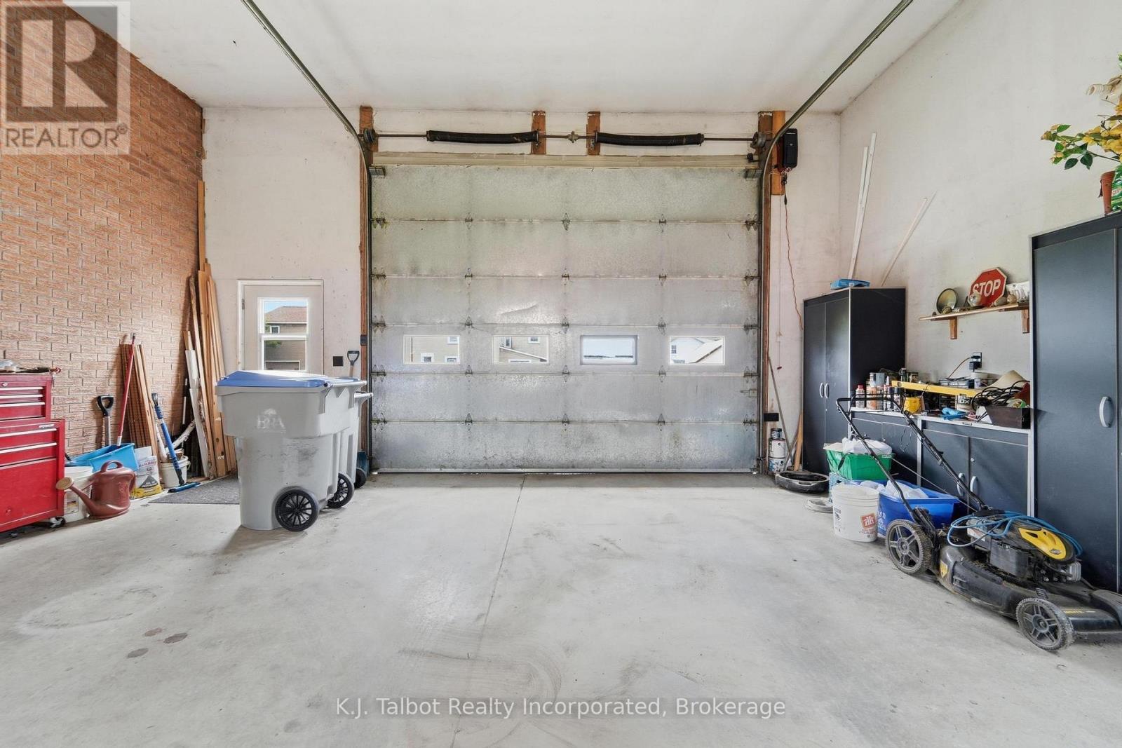 155 James Street, Central Huron, Ontario  N0M 1L0 - Photo 24 - X13424846
