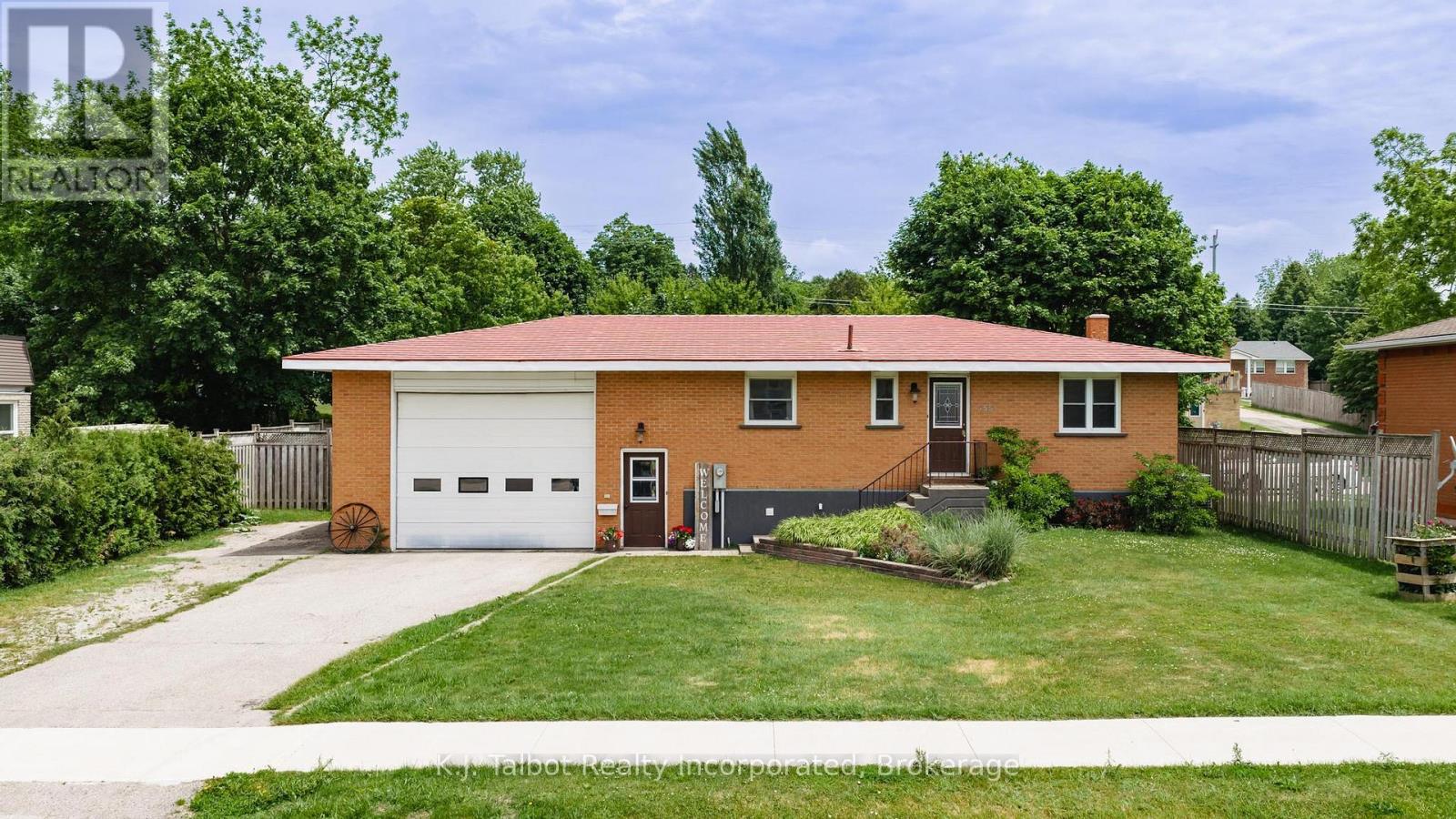 155 James Street, Central Huron, Ontario  N0M 1L0 - Photo 28 - X13424846