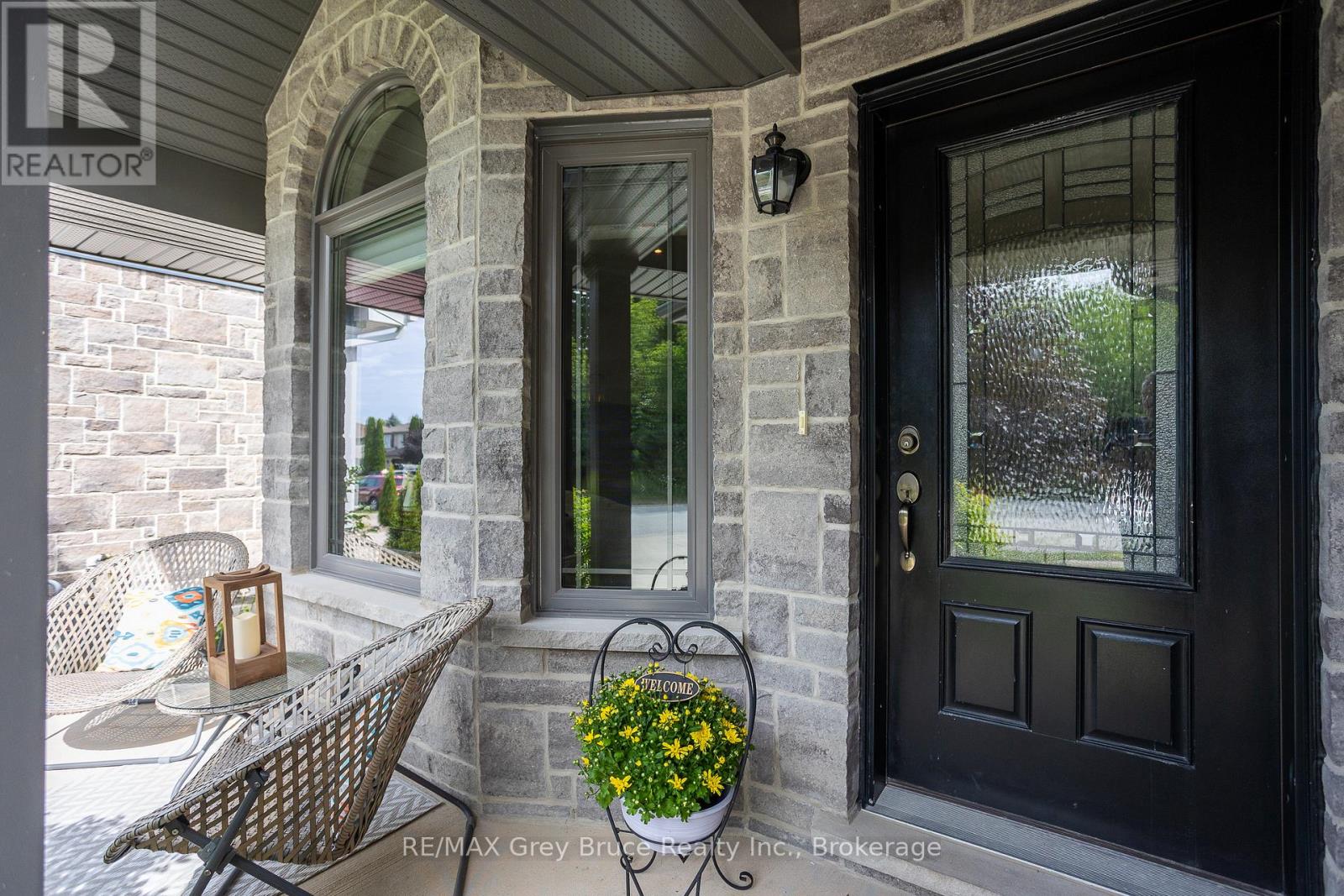 2591 7th Avenue E, Owen Sound, Ontario  N4K 6V1 - Photo 3 - X13425030