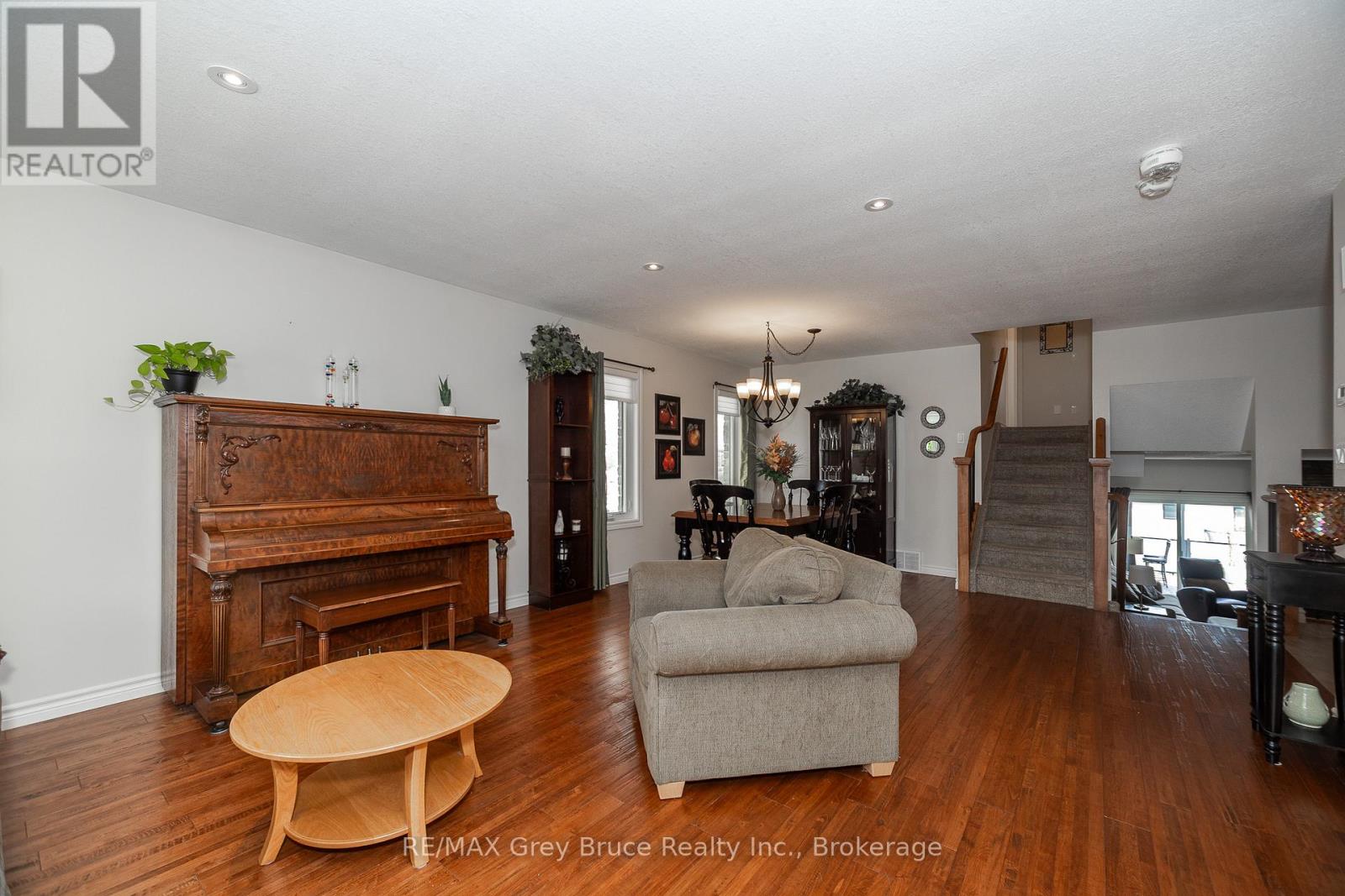 2591 7th Avenue E, Owen Sound, Ontario  N4K 6V1 - Photo 4 - X13425030