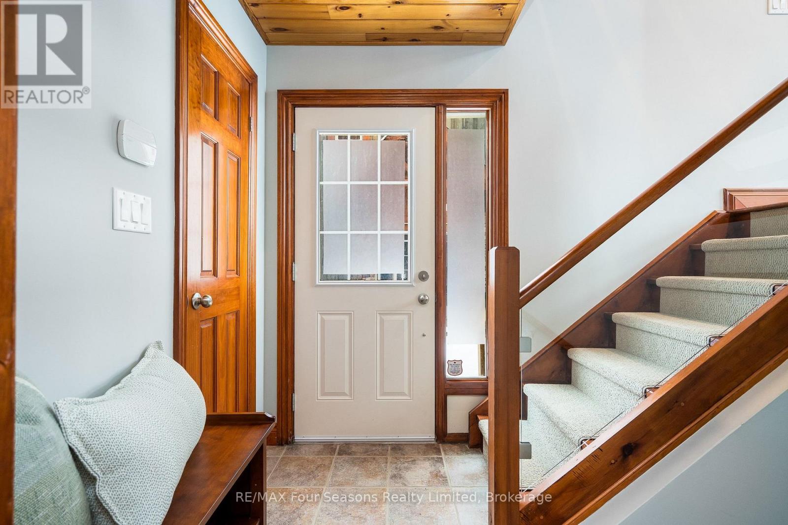 41 - 214 Blueski George Crescent, Blue Mountains, Ontario  L9Y 0V5 - Photo 4 - X13425084