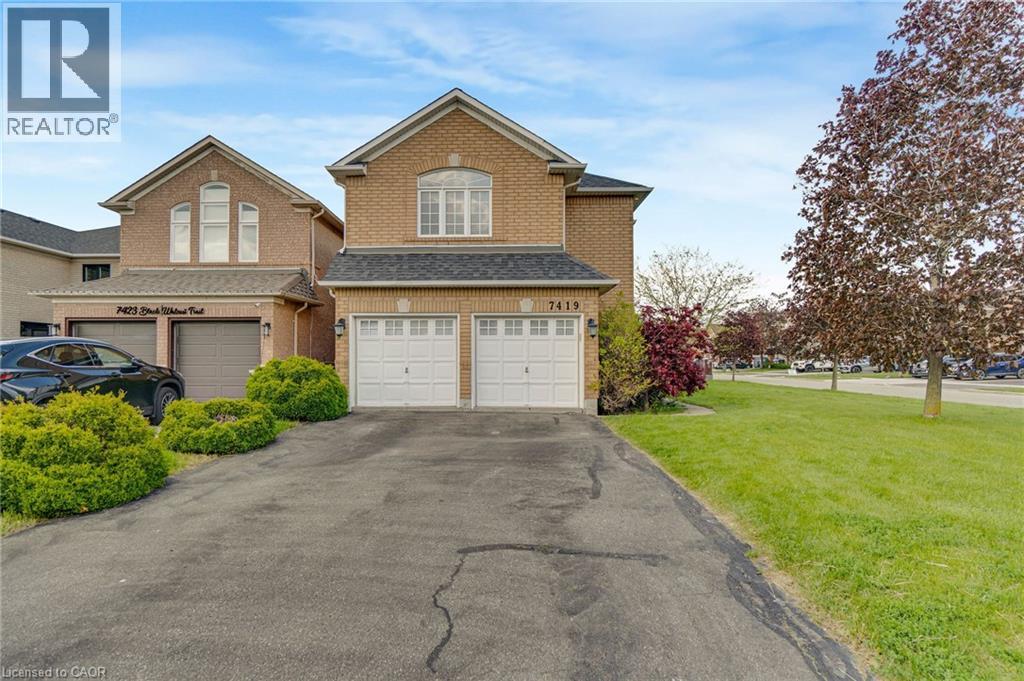 7419 Black Walnut Trail, Mississauga, Ontario  L5N 8A4 - Photo 2 - 40831651