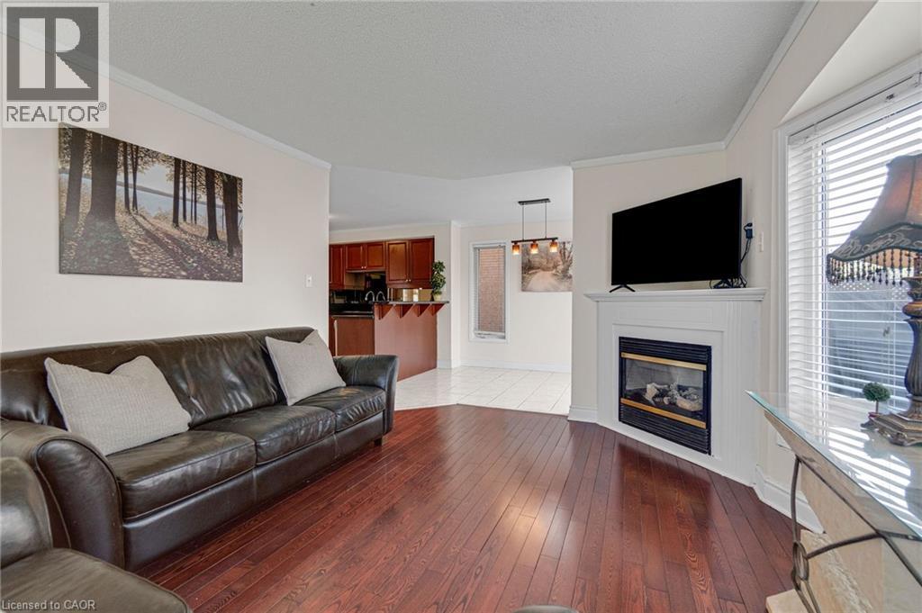 7419 Black Walnut Trail, Mississauga, Ontario  L5N 8A4 - Photo 32 - 40831651
