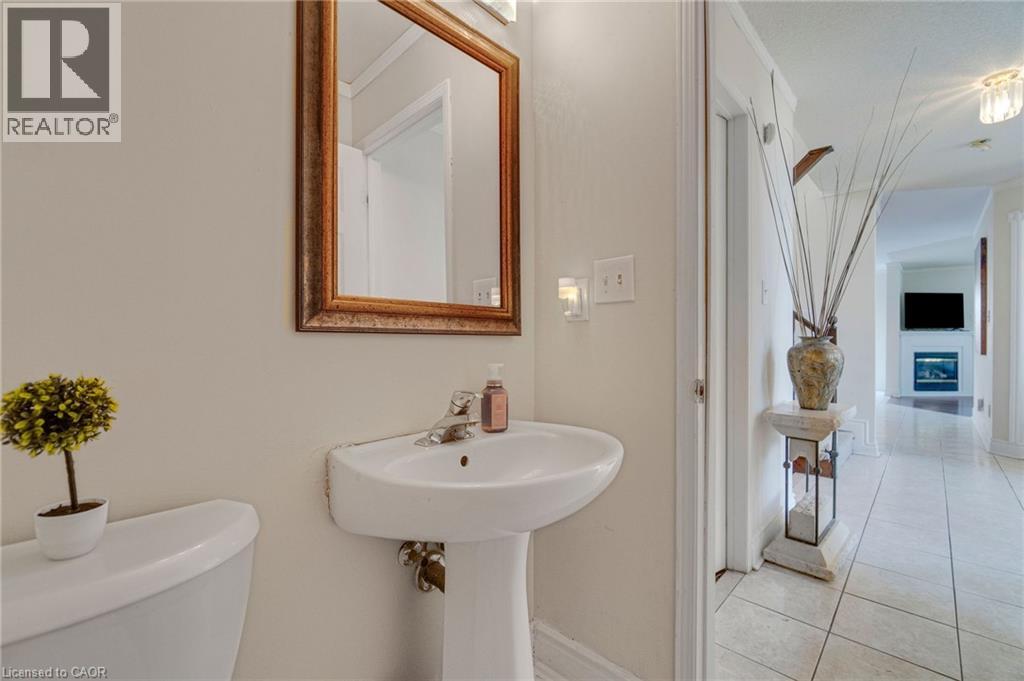 7419 Black Walnut Trail, Mississauga, Ontario  L5N 8A4 - Photo 48 - 40831651