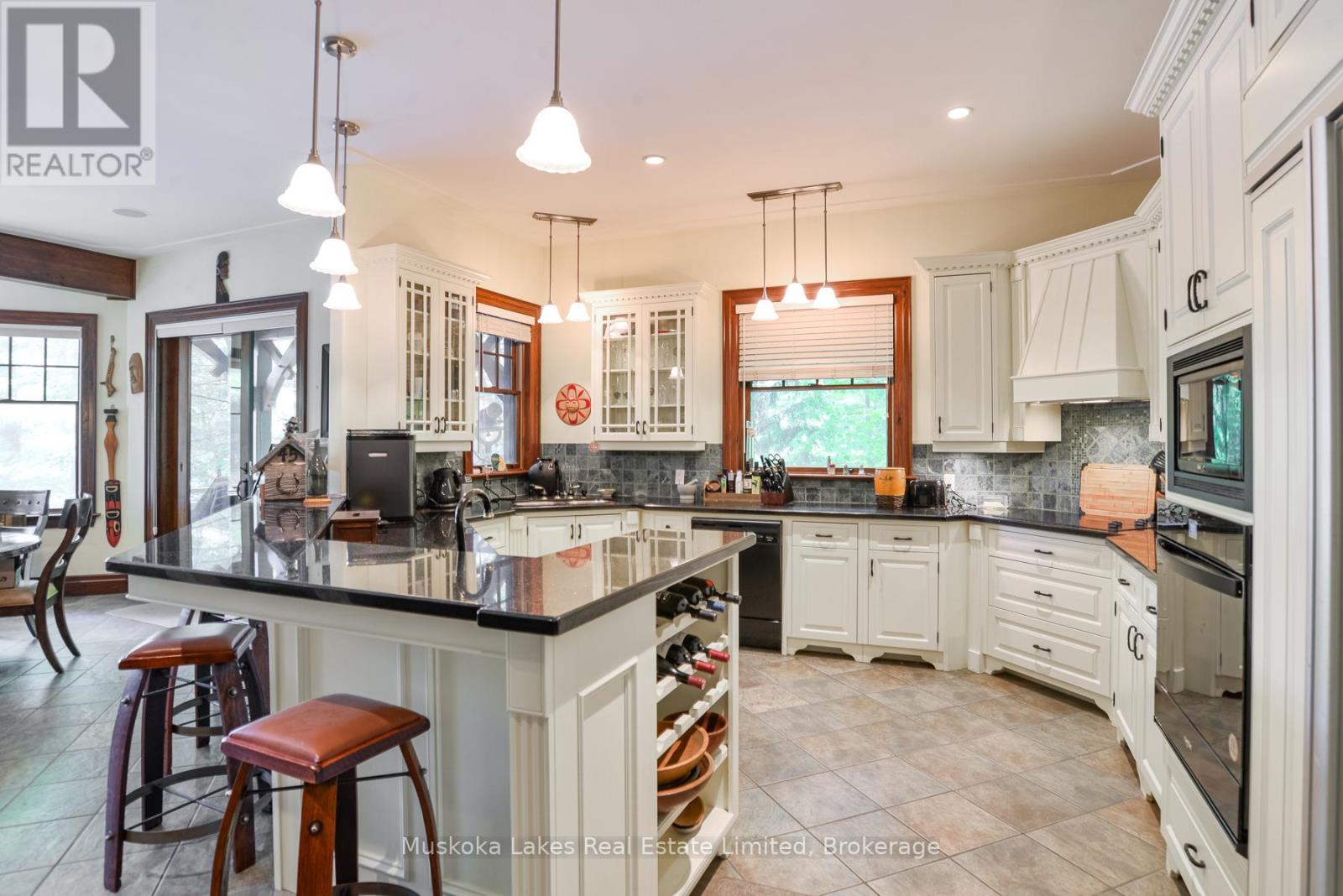 45 Estate Drive, Muskoka Lakes, Ontario  P0B 1J0 - Photo 6 - X13425202