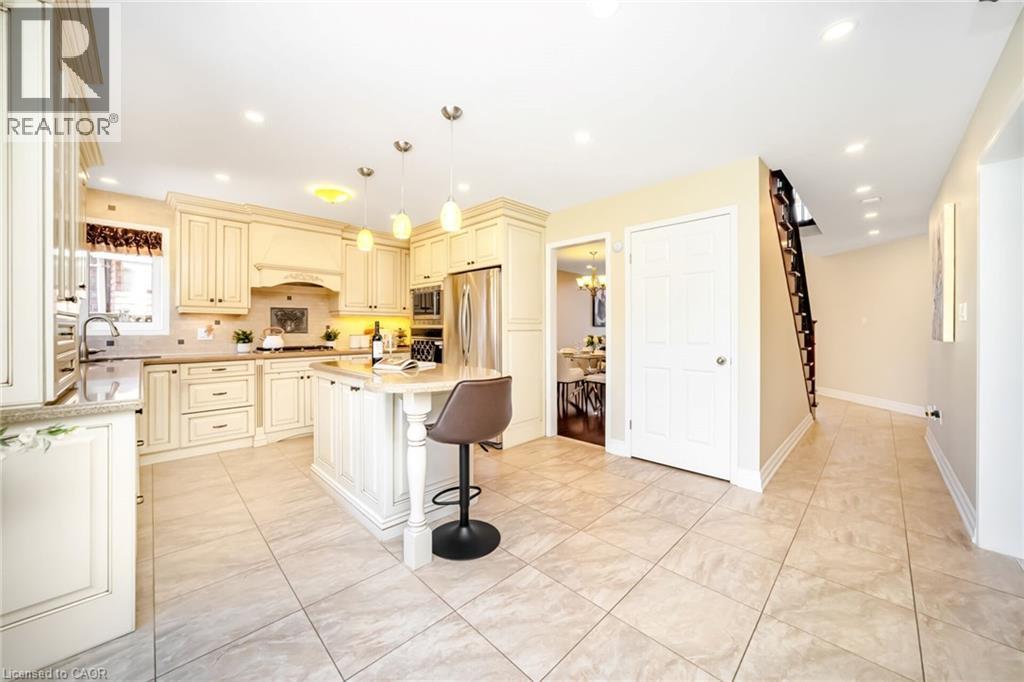 19 Sonata Avenue, Hamilton, Ontario  L9C 7T9 - Photo 16 - 40838248