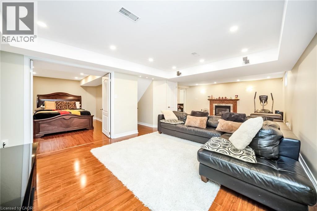 19 Sonata Avenue, Hamilton, Ontario  L9C 7T9 - Photo 43 - 40838248