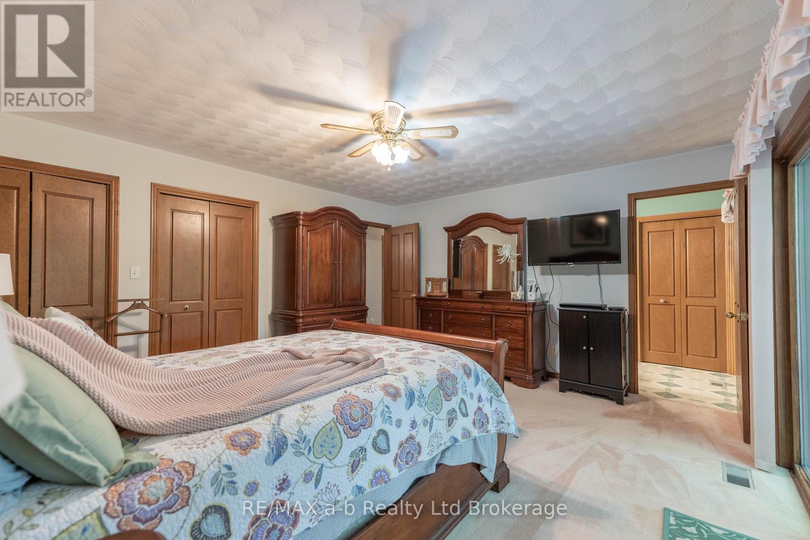 34 Lorraine Avenue, Tillsonburg, Ontario  N4G 4V3 - Photo 17 - X13425656