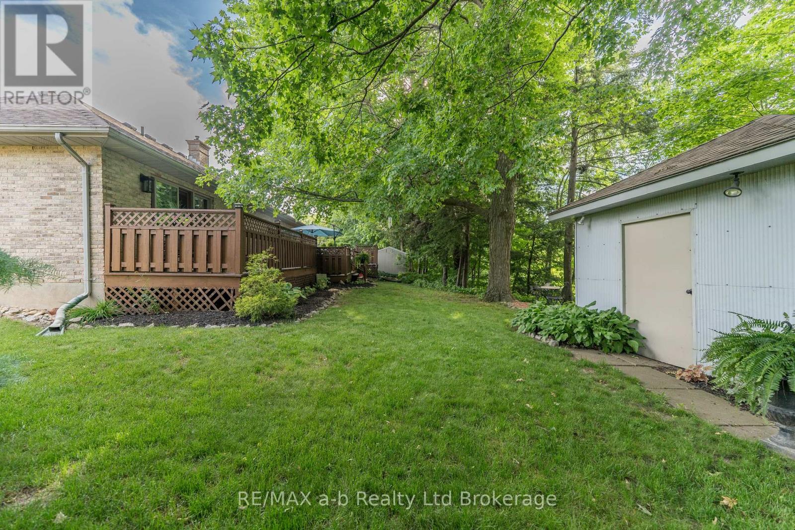 34 Lorraine Avenue, Tillsonburg, Ontario  N4G 4V3 - Photo 33 - X13425656
