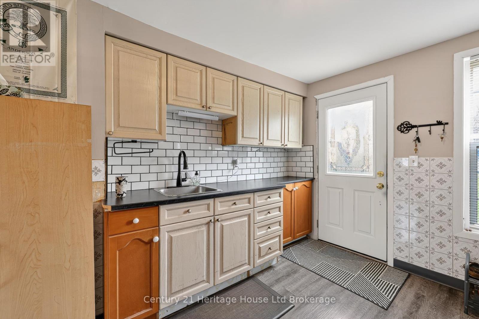 138 Main Street, Woodstock, Ontario  N4S 1S9 - Photo 11 - X13425986