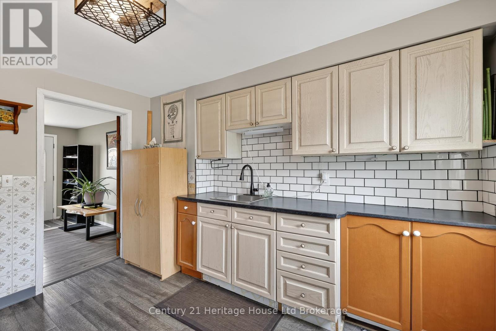 138 Main Street, Woodstock, Ontario  N4S 1S9 - Photo 12 - X13425986