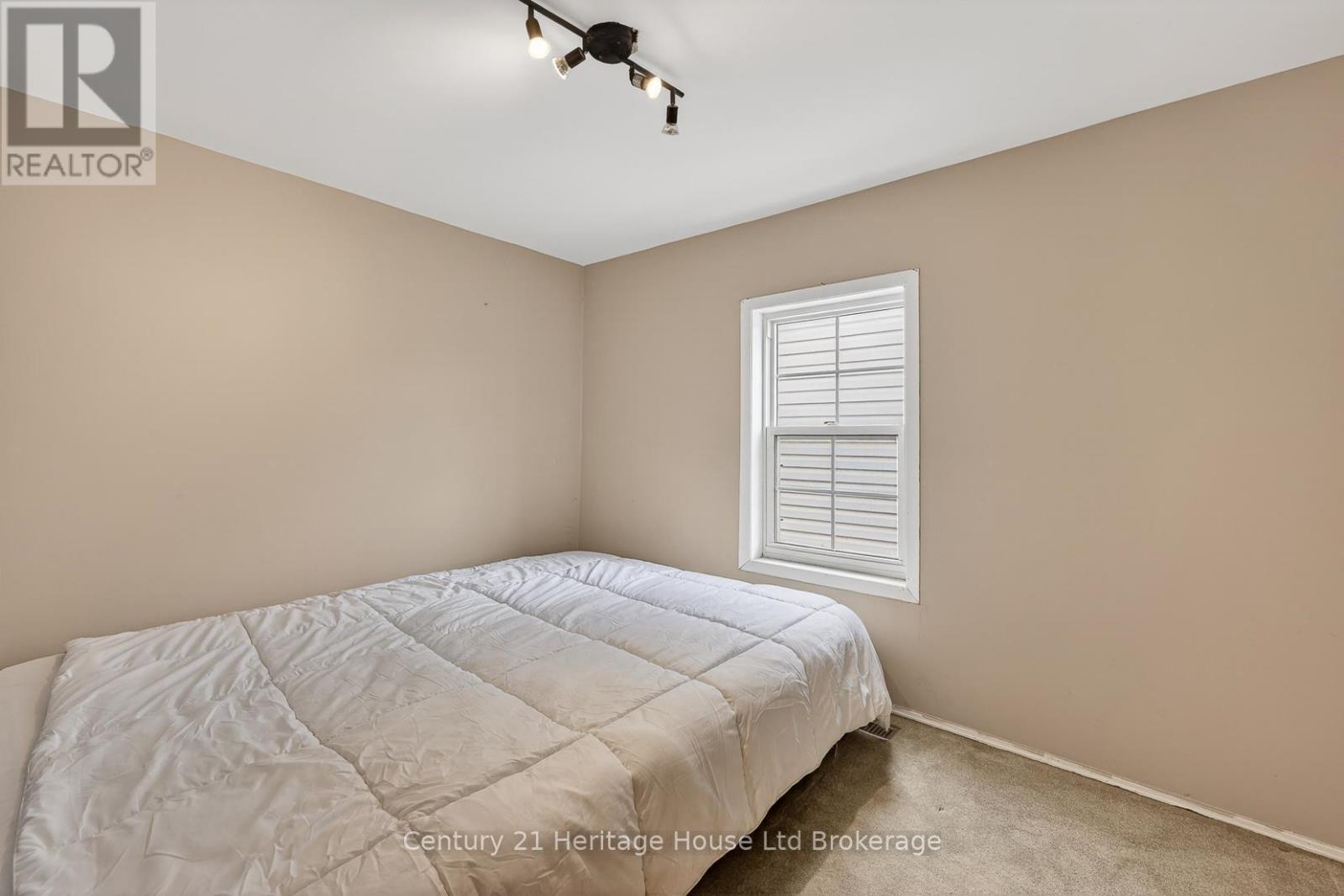 138 Main Street, Woodstock, Ontario  N4S 1S9 - Photo 17 - X13425986