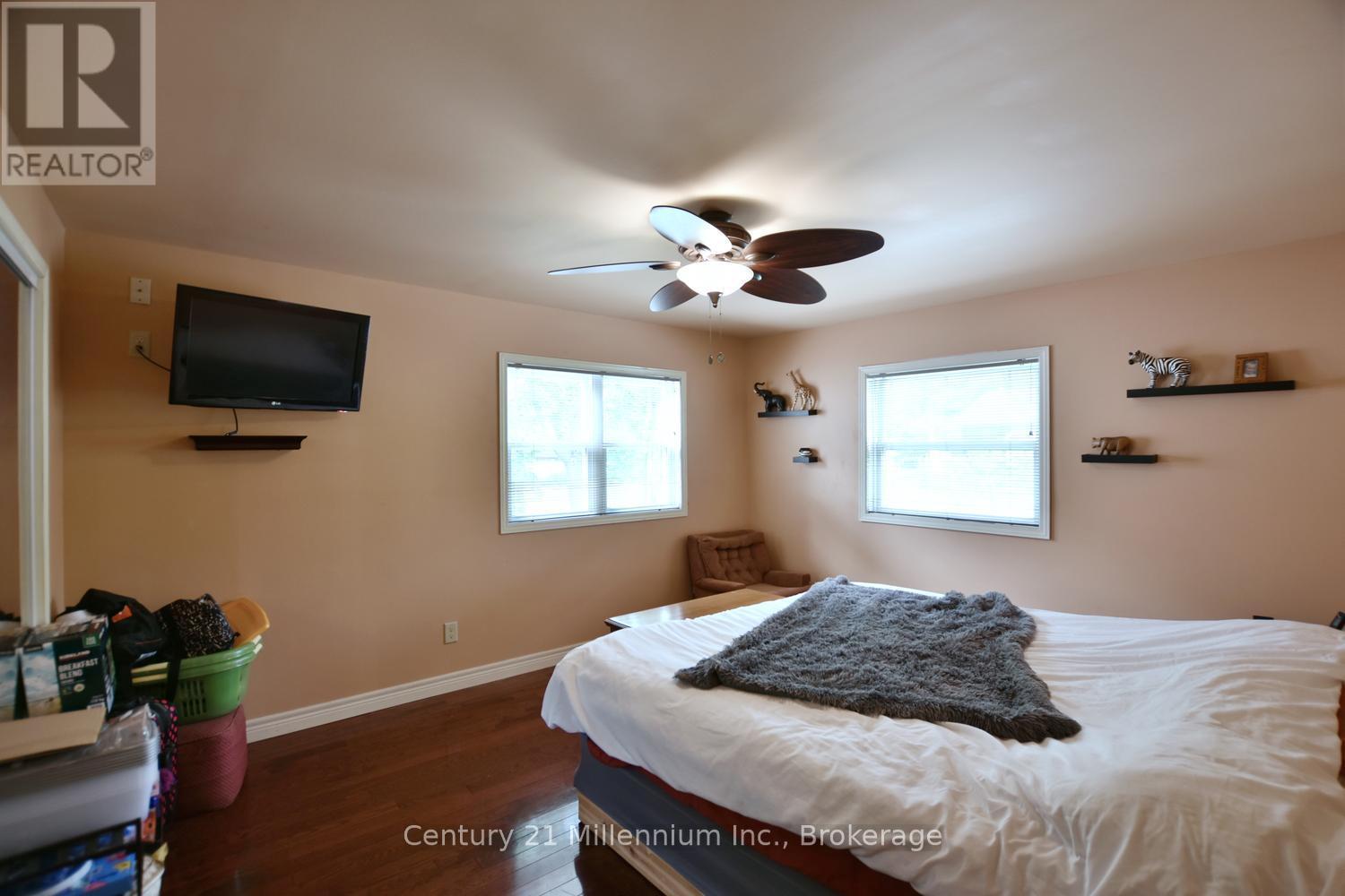 25 Berkely Street, Wasaga Beach, Ontario  L9Z 2N6 - Photo 29 - S13425884